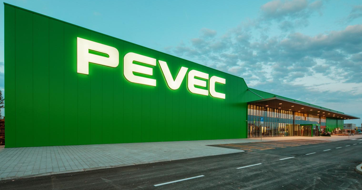 Otvorenje novog prodajnog centra u Vukovaru