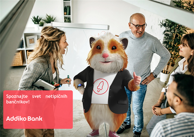 A group of people in a room

AI-generated content may be incorrect.